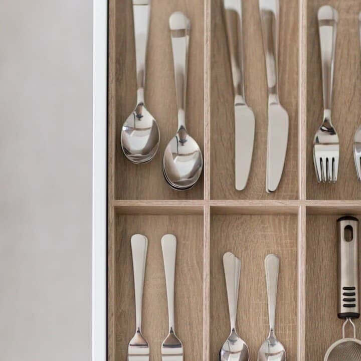 Hoe deel ik mijn nieuwe keuken in?