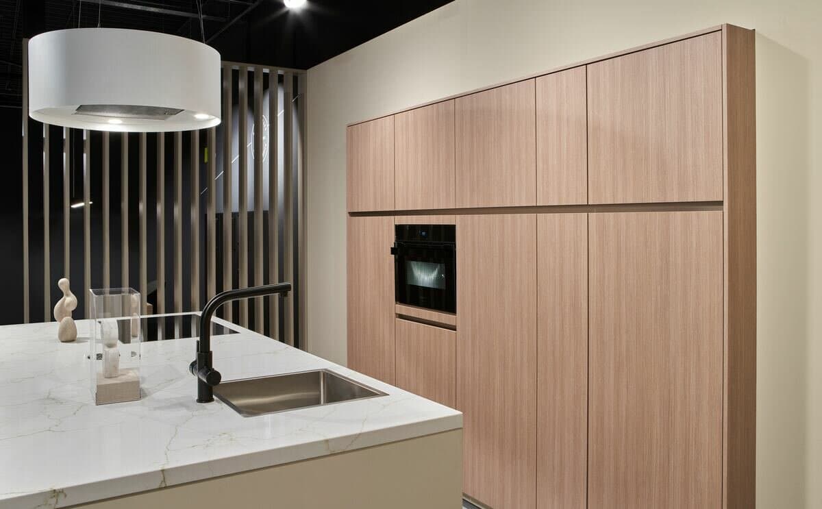 Aardse tinten en natuurlijke materialen